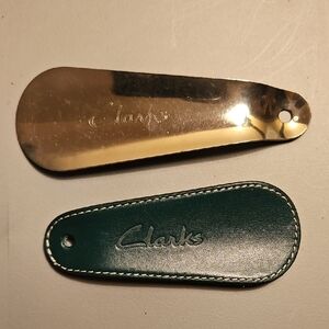 Clarks Silver and Green Shoe Horn Set